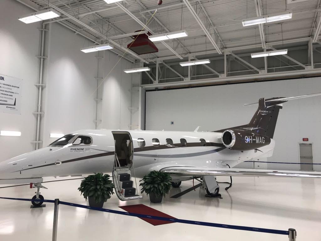 Phenom 300